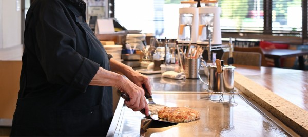 喫茶・お好み焼き・居酒屋 こかげ